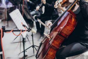 Choosing the right wedding entertainment is key for your wedding. Thankfully, there are a few easy questions you can ask to make your journey a bit easier.