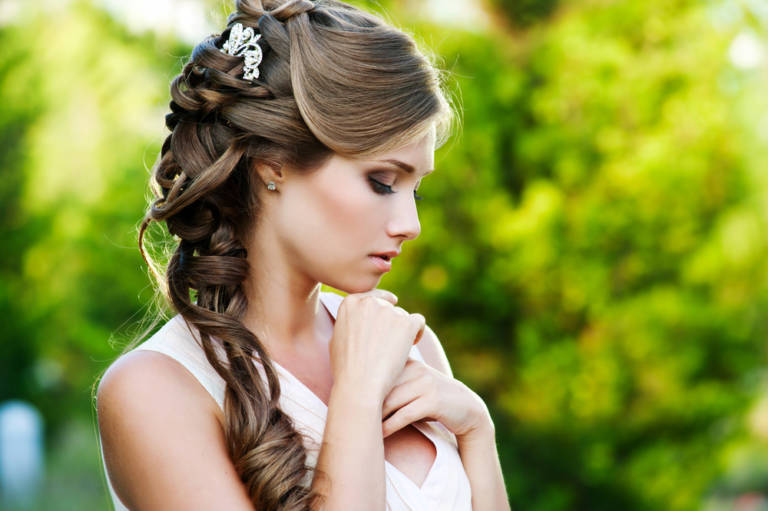 Selecting the Ideal Hairstyle for Your Wedding Day Blog